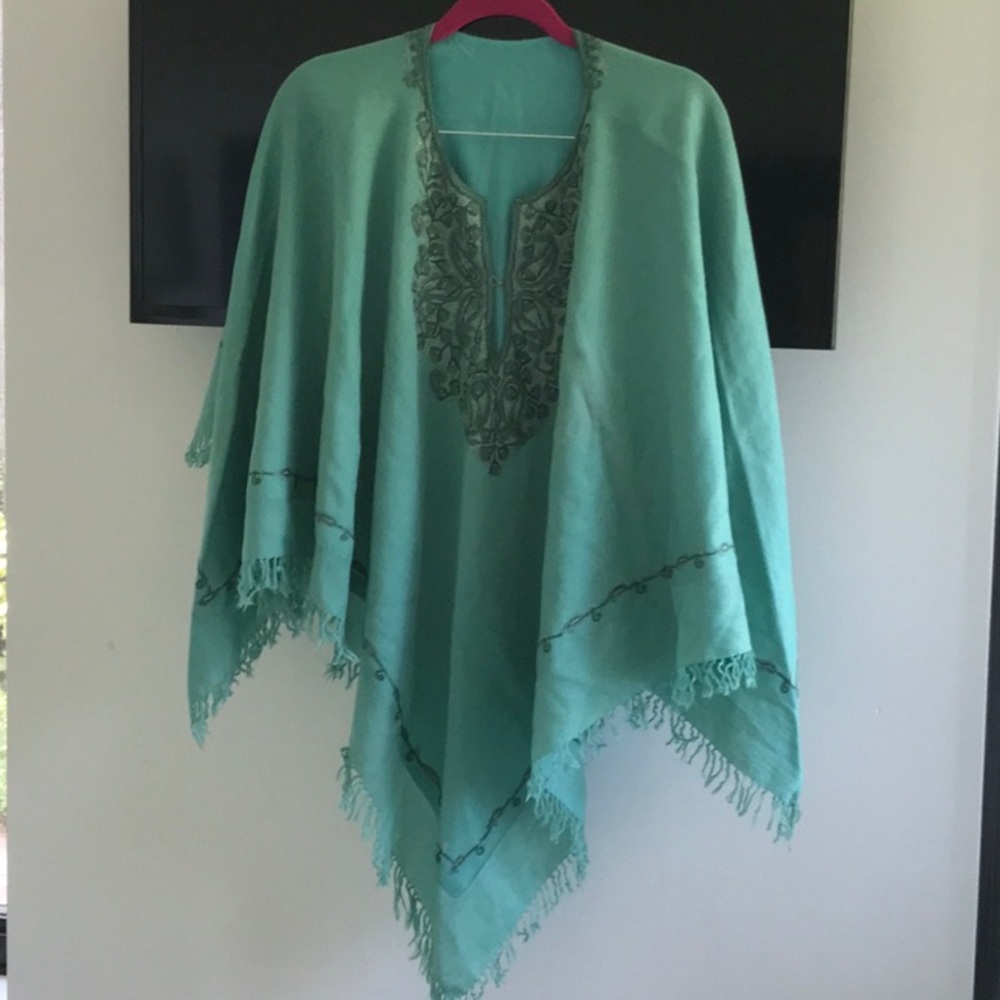 Kashmiri Poncho